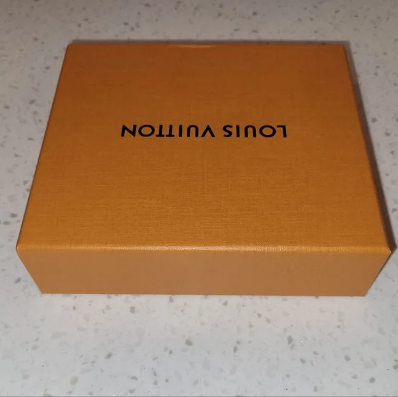 Small Louis Vuitton Box with Drawer - Picture 4 of 12